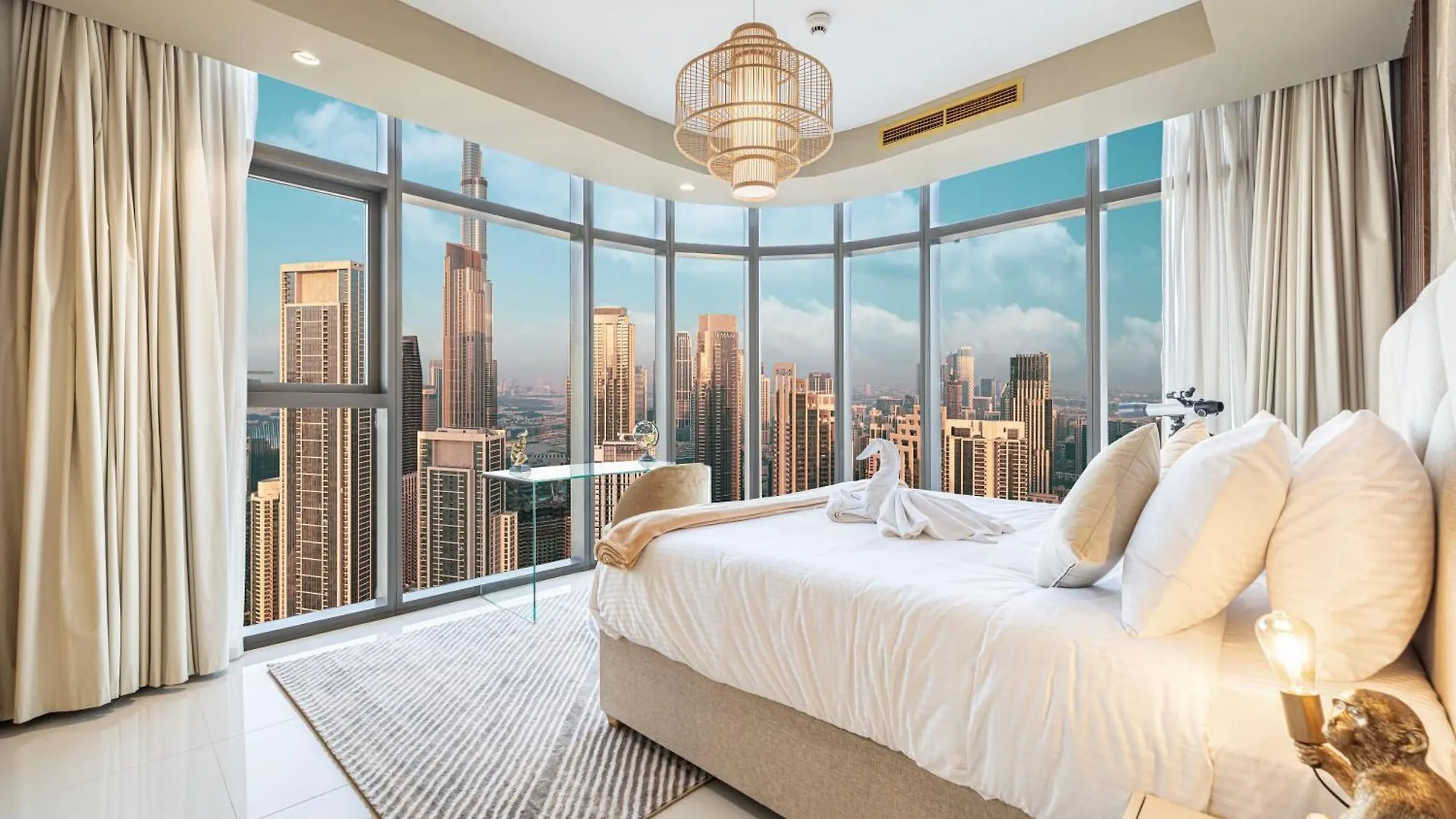 Sky Palace With Burj Views & Downtown'S Top Rooftop Pool, 3Br Apartment In Paramount Hotel Midtown Dubai United Arab Emirates