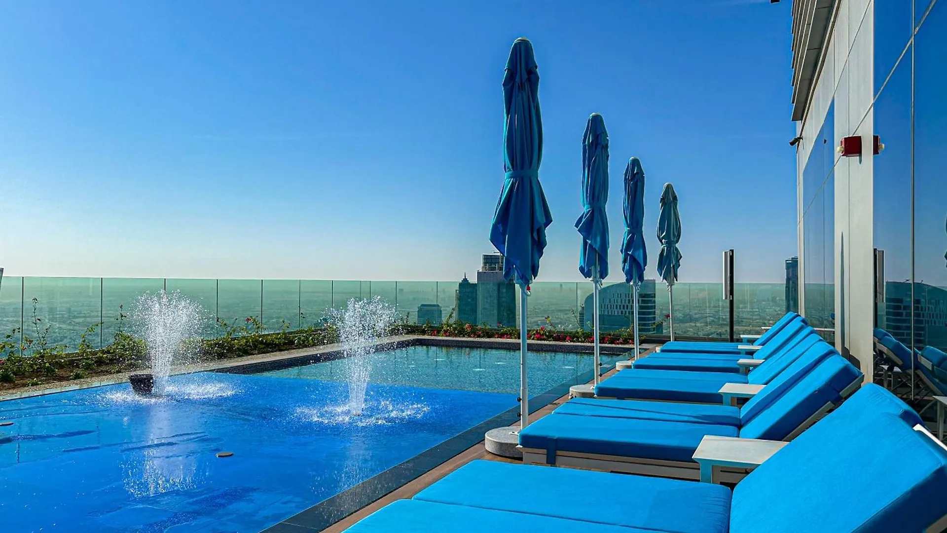 Sky Palace With Burj Views & Downtown'S Top Rooftop Pool, 3Br Apartment In Paramount Hotel Midtown Dubai